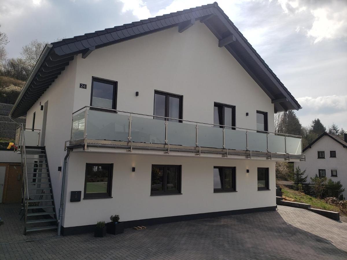 Ferienwohnungen Am Aeppelsberg Volkesfeld Экстерьер фото